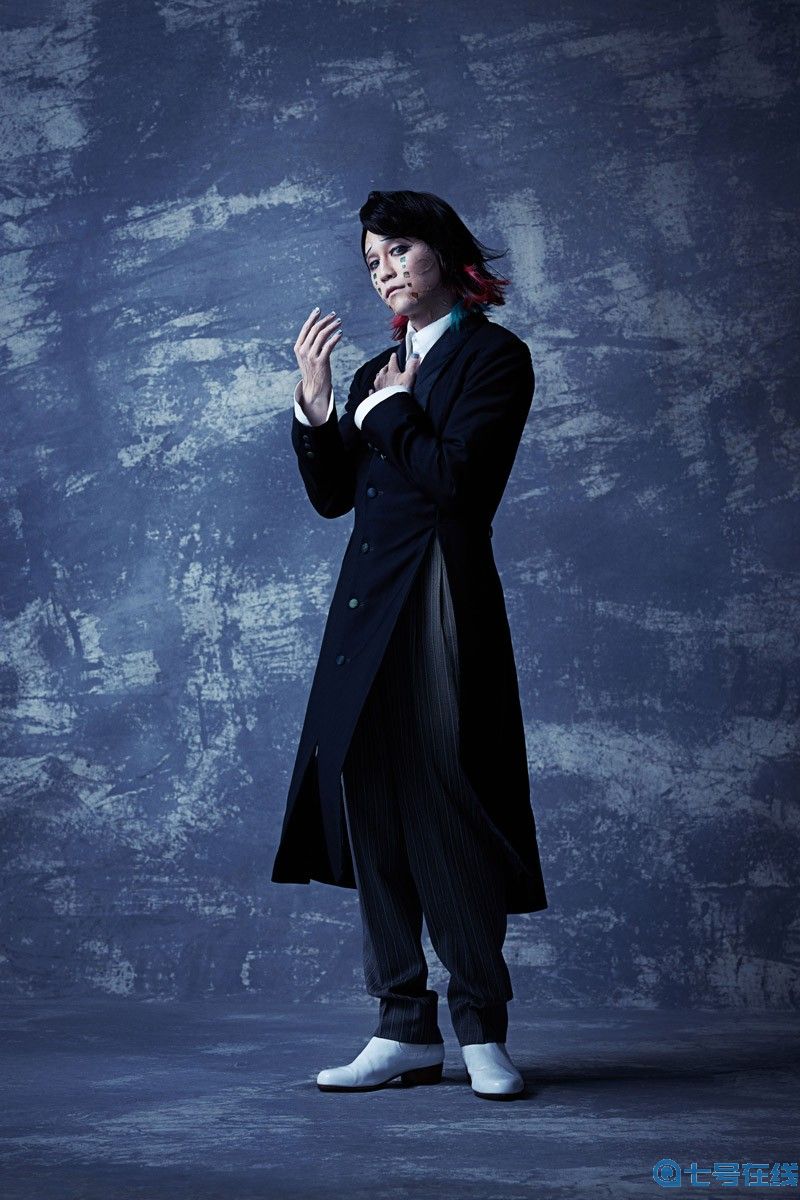 《鬼灭之刃》全新舞台剧海报角色定妆照公开 9月开演