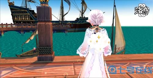 《洛奇》水中的精灵 深海水母亮丽登场