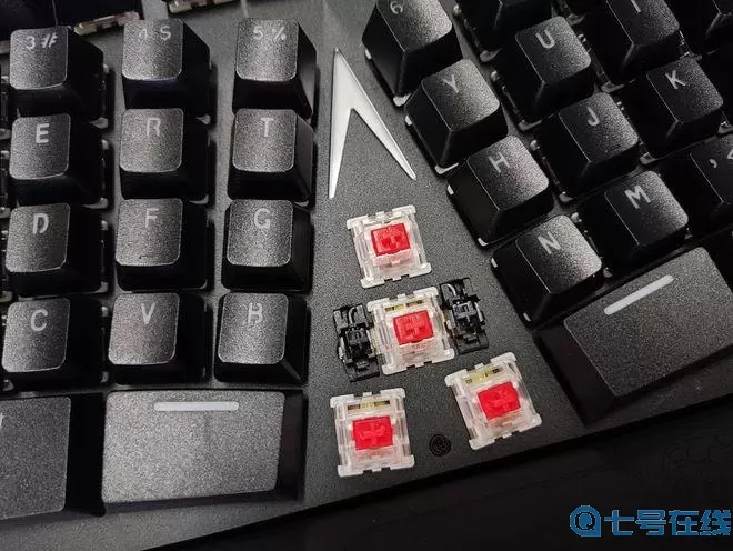 鸿图之下奔逸绝尘卡包技巧 鸿图之下抽卡小技巧