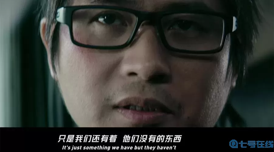 枪林弹雨下一句 枪林弹雨指什么意思？