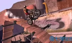 极限摩托四4 3d极限摩托旧版