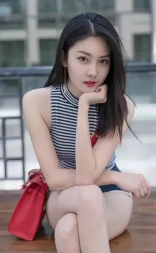 一面膜胸口一面膜下从嘴到胸：面膜使用频率与效果的关系