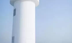 海上小镇修灯塔第二天