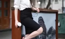 从夜色玫瑰比无人区玫瑰贵多少看当代艺术市场的走向