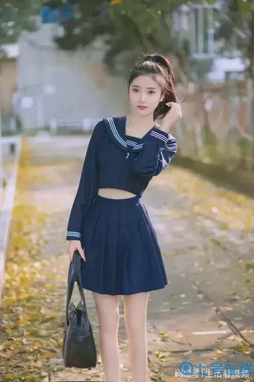 我女朋友母亲的朋友给她介绍对象