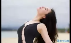 3ce试色还是九色眼影：哪款更值得入手？