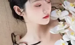 国内LES互舔：爱与成长的交织