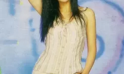 姬小满拿枪奖励自己：奋勇向前的力量与勇气