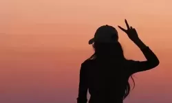 刚舔一下她就呻吟起来的秘密