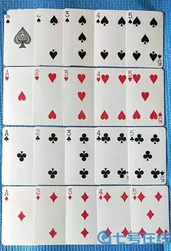 新2048纸牌的那种