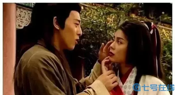 林平之被令狐冲囚于西湖牢底