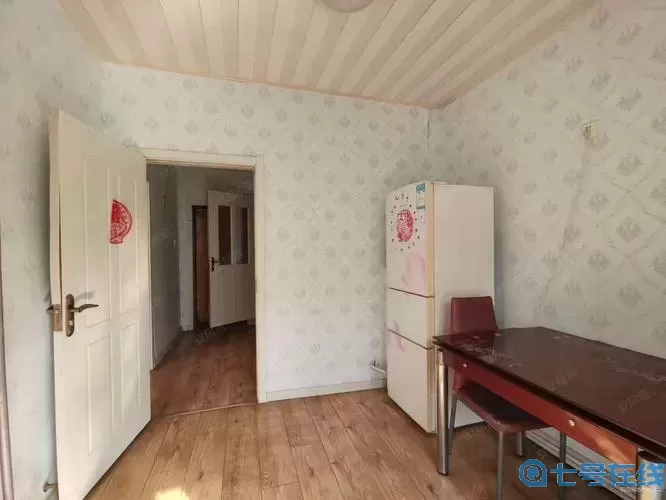 大连锦云中园10号楼1单元