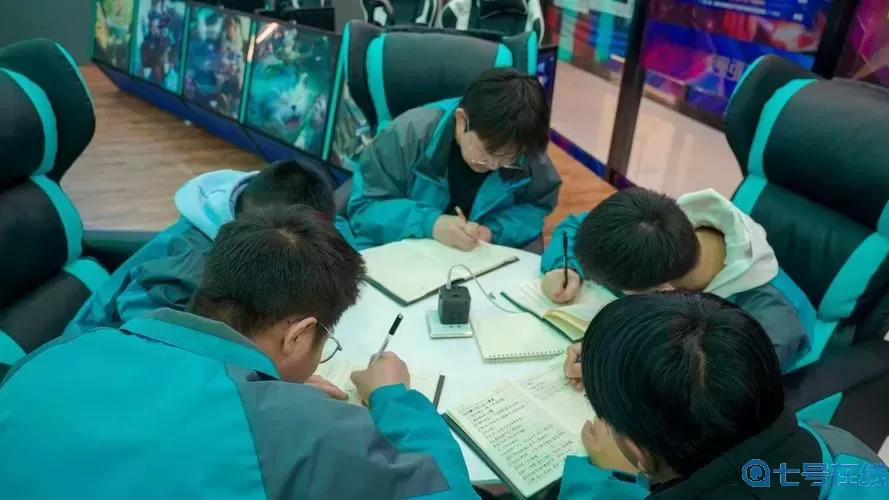 孩子学电竞有出路吗